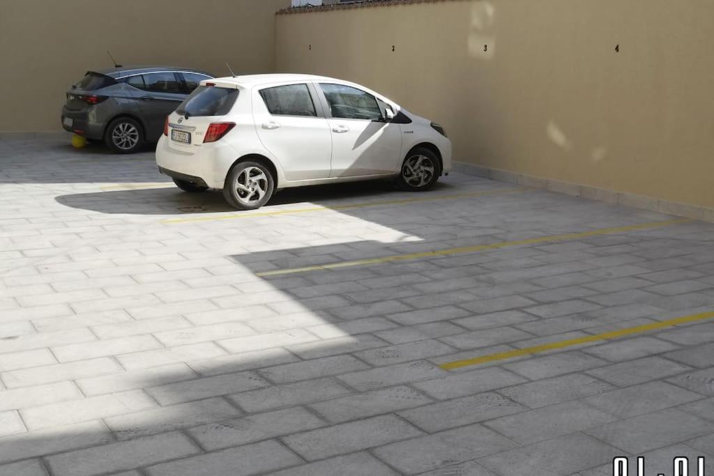 Simply The Best - Apartment And Parking Space By Balsamotto Palermo Eksteriør bilde